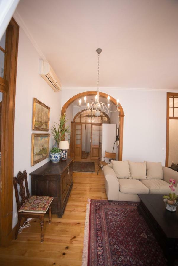 Classic Lisbon Downtown Apartment ภายนอก รูปภาพ