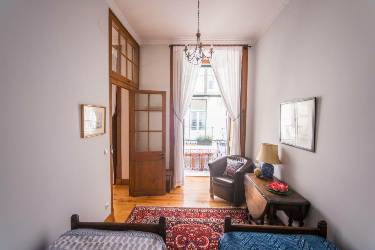 Classic Lisbon Downtown Apartment ภายนอก รูปภาพ
