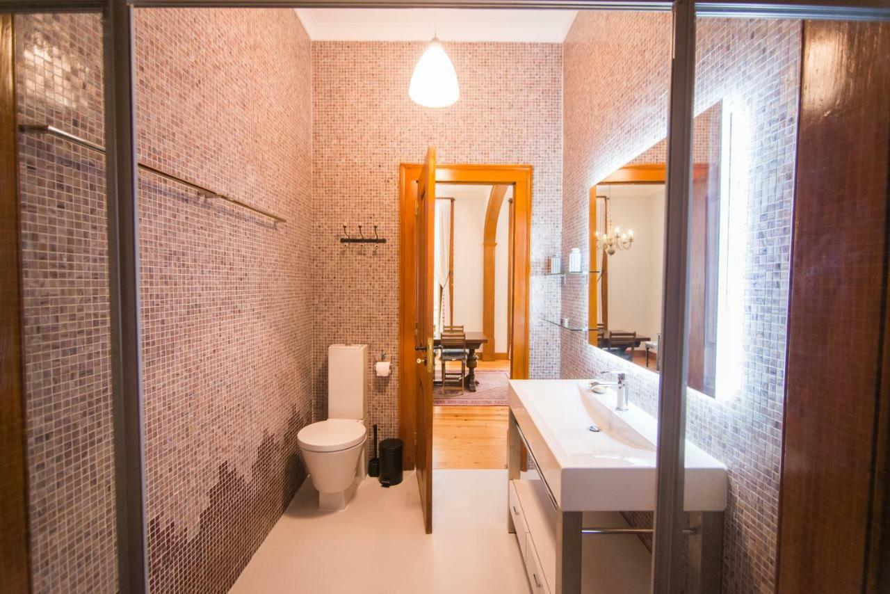 Classic Lisbon Downtown Apartment ภายนอก รูปภาพ